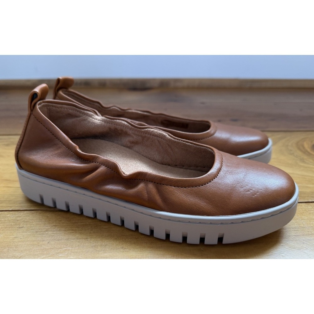 Vionic Women's Uptown Ballet Slip-ons Loafer Cognac Brown Lug Sole Sz 6.5
